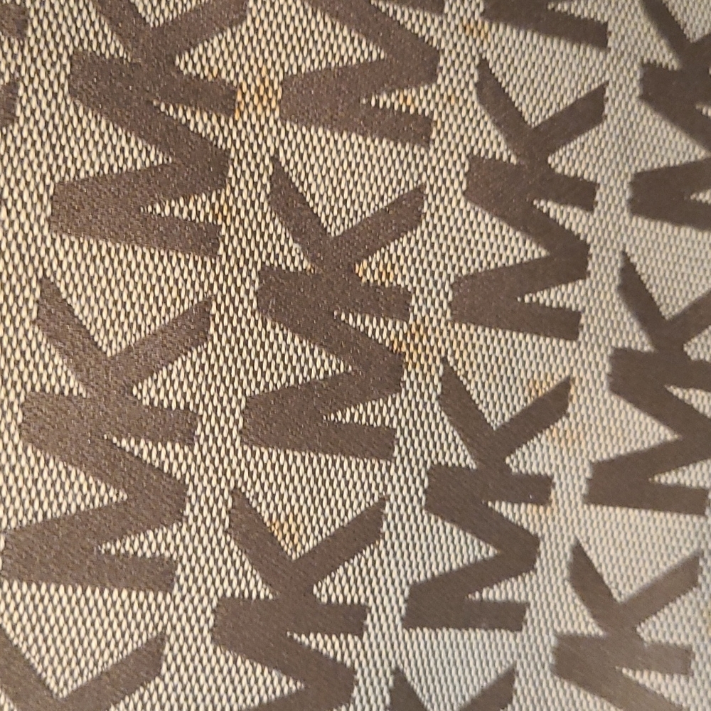 Handbag - Picture 4 of 9
